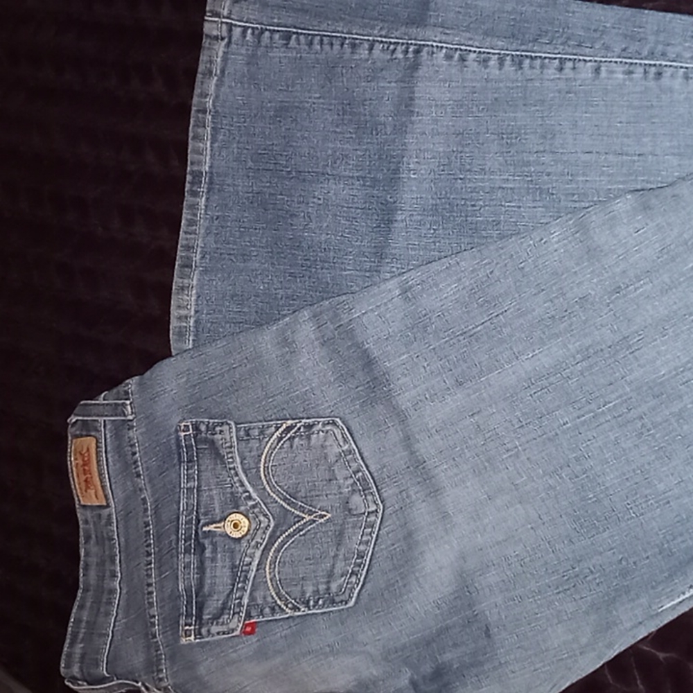 Levi's 524 jeans